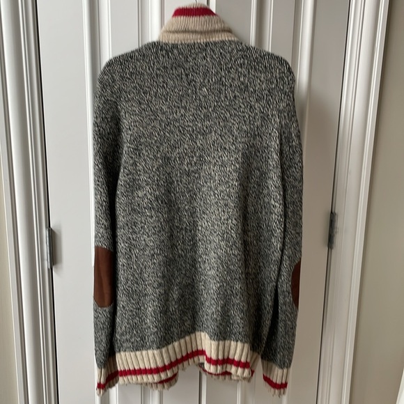 Roots grey button down wool cardigan, size xxl - Picture 3 of 5